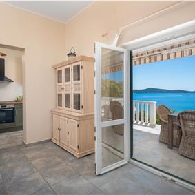 4 Bedroom Villa with Pool near Milna, Brac Island Sleeps 8 